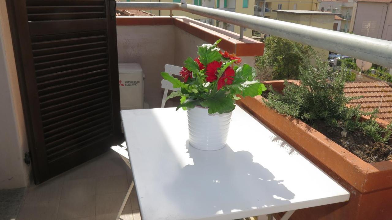 Residenza Turistico Alberghiera Corallo Castiglione della Pescaia Kültér fotó