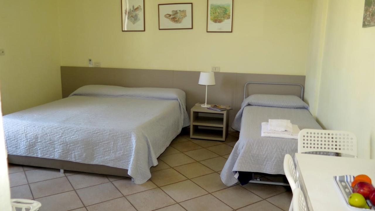 Residenza Turistico Alberghiera Corallo Castiglione della Pescaia Kültér fotó