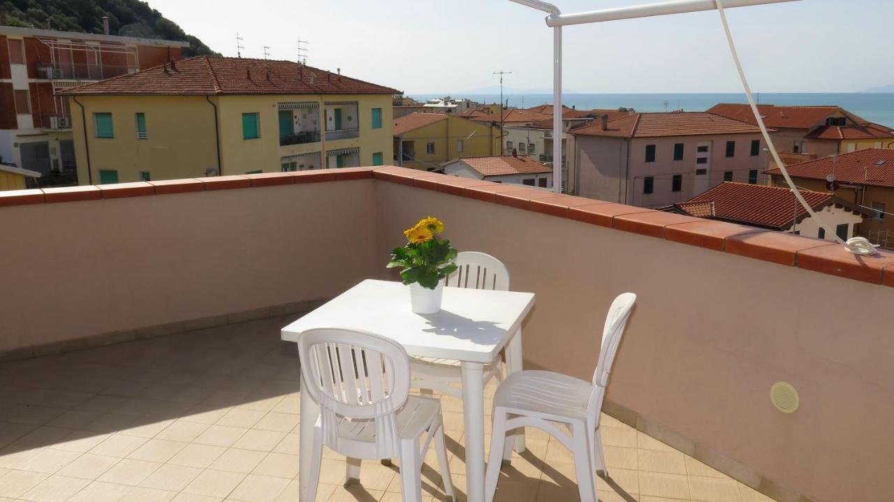 Residenza Turistico Alberghiera Corallo Castiglione della Pescaia Kültér fotó